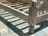 Jula handcarved love Sofa