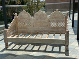 Jula handcarved love Sofa