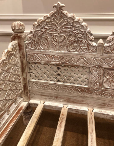 WhiteWash Carved Daybed